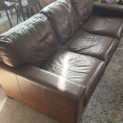 Free Couch 