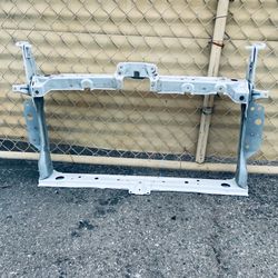 2022-2025 TOYOTA COROLLA CROSS RADIATOR CORE SUPPORT OEM
