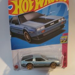 Hot Wheels DMC DeLorean Die-cast Toy Car. Crease On Hang Flap