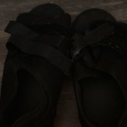 Handicap Velcro shoes