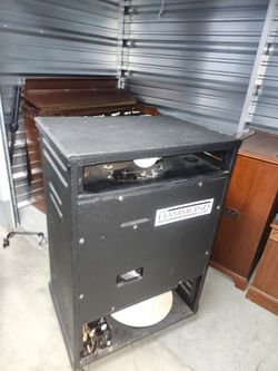 Hammond cabinet with Leslie parts