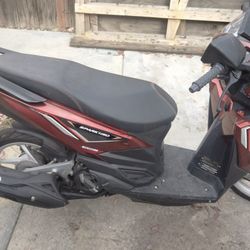 Vitacci Spark 150cc Moped