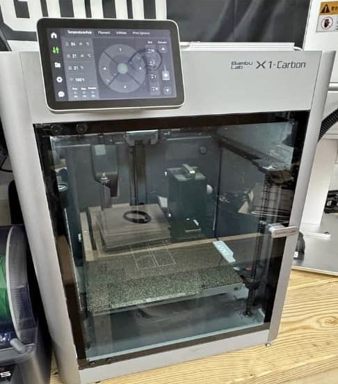 Bambu Labs X1C with AMS 3D Printer