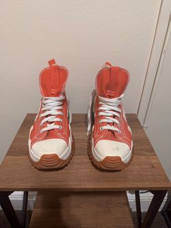 Converse shoes