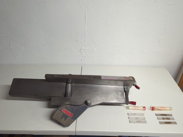 ShopSmith Jointer With 2 Sets Of New Blades
