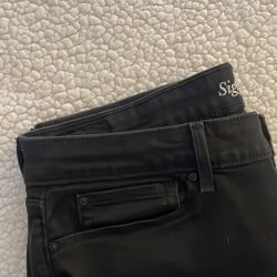 Black Jeans