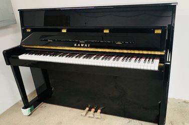 Kawai Upright Piano Black Polished
