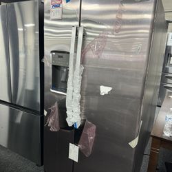 GE Side By Side Refrigerator🚚WE DELIVER🚚