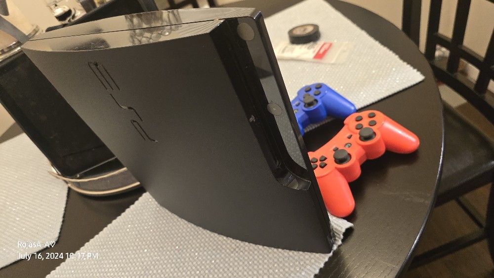Ps3 With 2 Controls