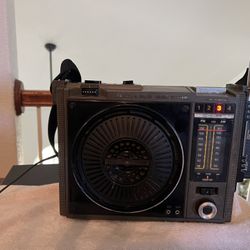 Vintage GE Portable AM/FM 8 Track Player-New Braunfels