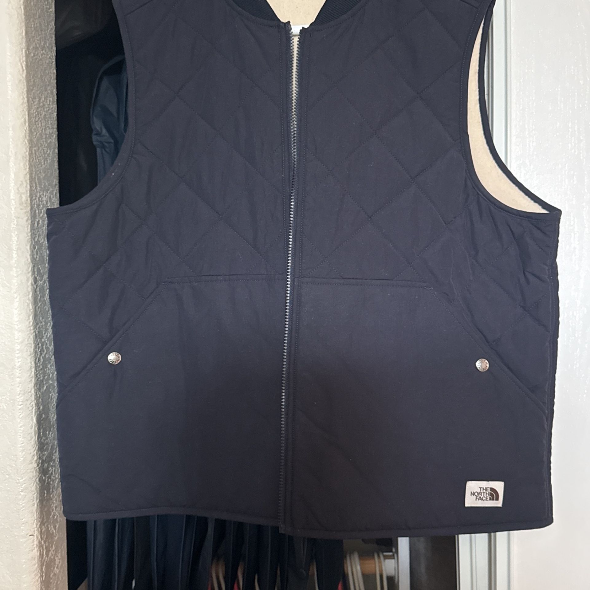 Men’s North Face Vest Size Xxl 
