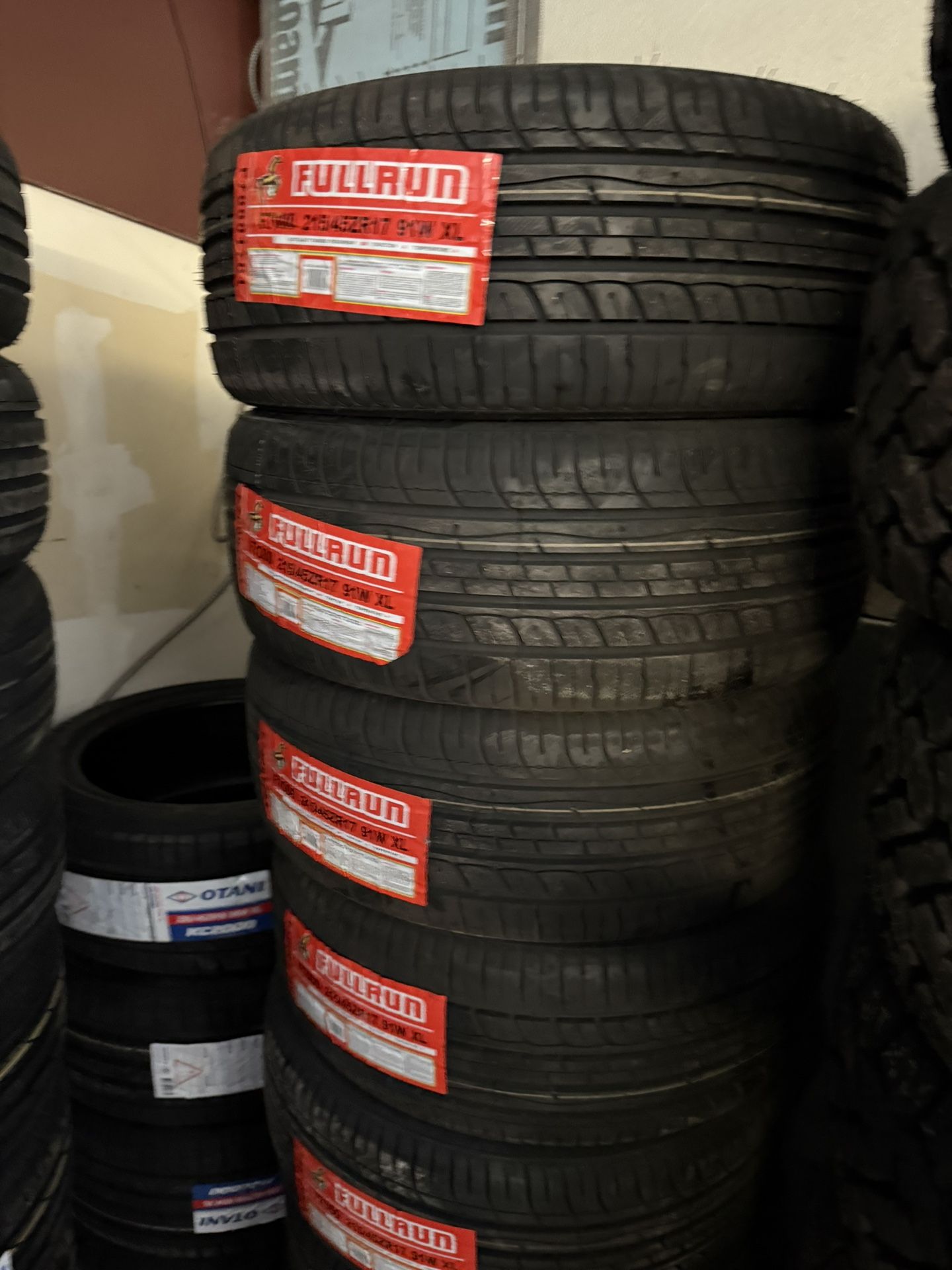 225/45/17 Fullrun Tires Installed And Balanced / Instaladas Y Balanceadas