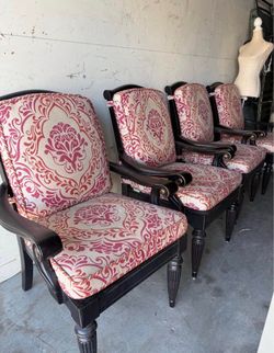 Tommy Bahama patio Dining Chairs