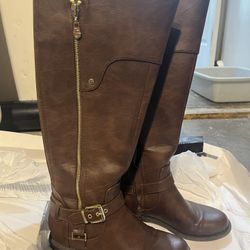 Guess Boots  Size 6 (narrow) 