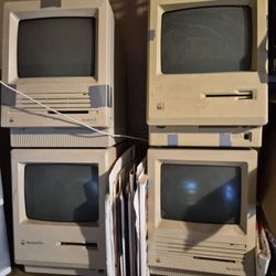 Macintosh APPLE computers 