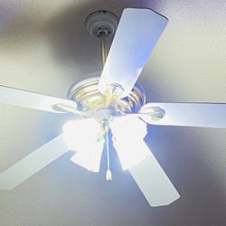 42" White & Gold Ceiling Fan With Light, Extension Rod & Reversible Option