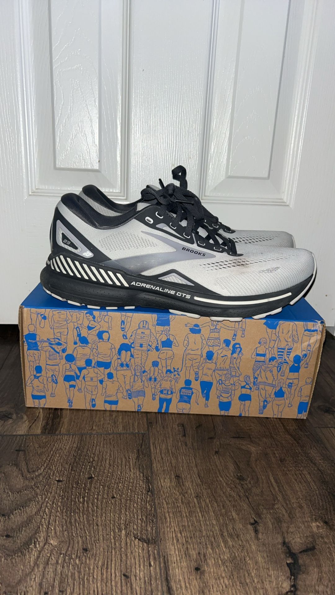 Brooks Adrenaline GTS 23 Size 11