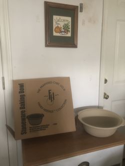 Pampered Chef Stoneware Baking Bowl