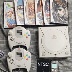 Sega Dreamcast With 2 Controllers, 1 VMU, 6 Games
