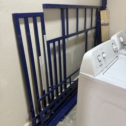 Bunk bed ( Full/Twin) 