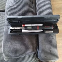 Snap On Digital Torque Wrench 3/8 0-250ft Lbs