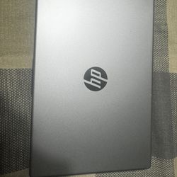 HP 14" Laptop Ryzen 3-7320U 4GB 256GB SSD