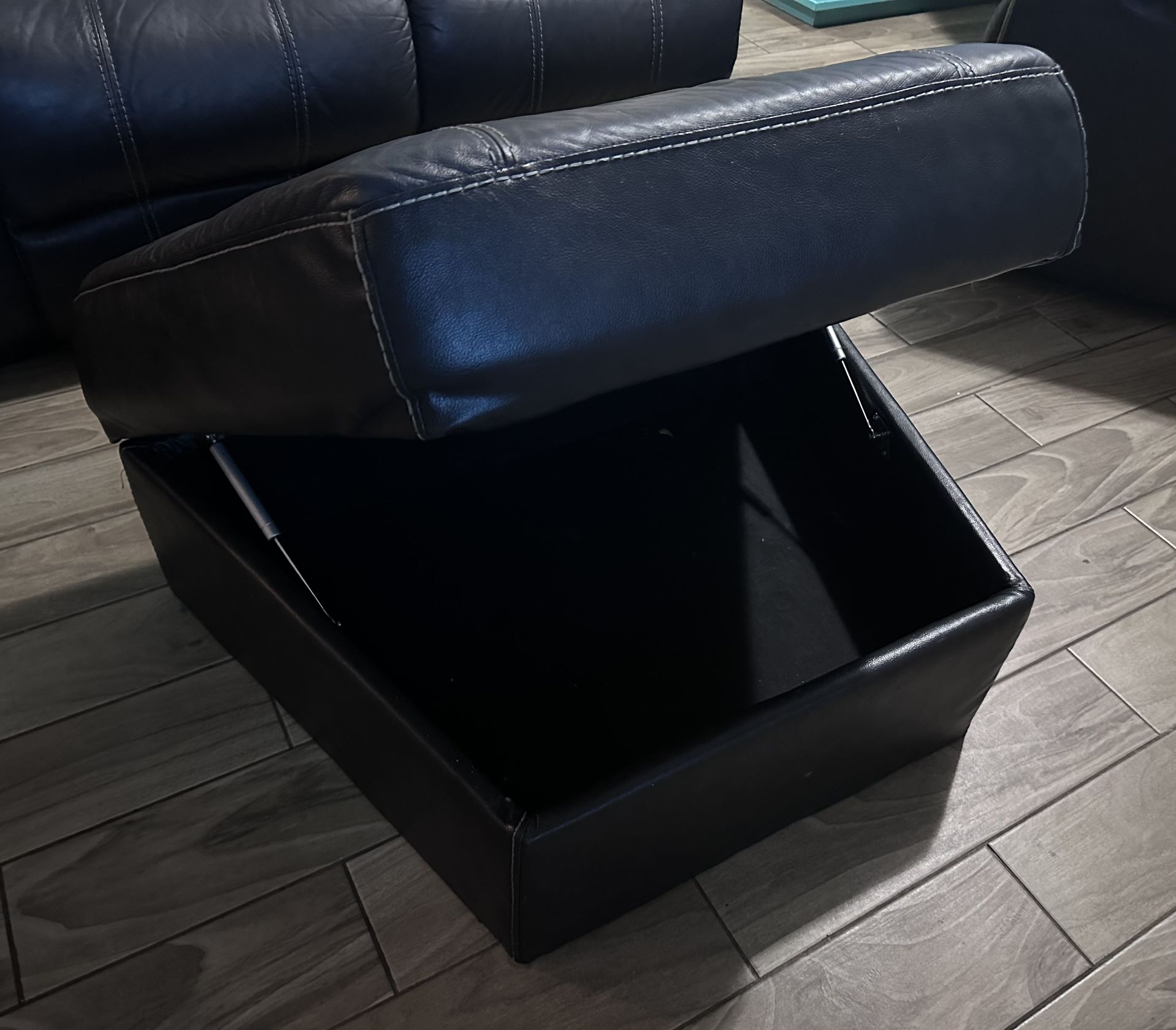 Sectional 6 Piece Reclining Sofa for Sale in Jacksonville, FL OfferUp