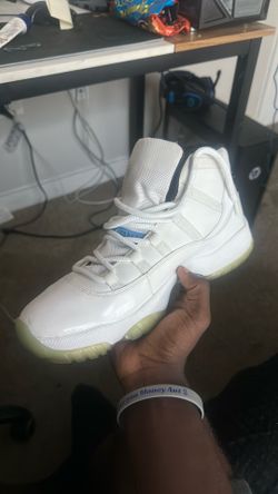 Jordan 11s