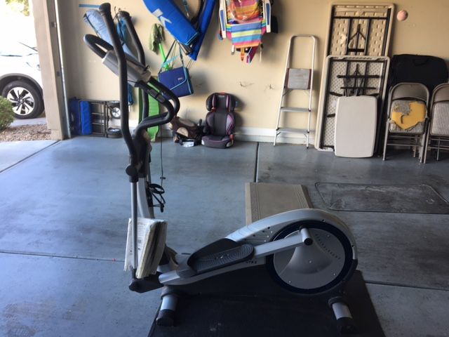 Elliptical Machine - Kettler SD8