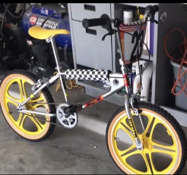 stranger things mongoose for sale