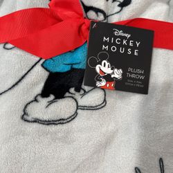 Disney Mickey Mouse Plush Throw 