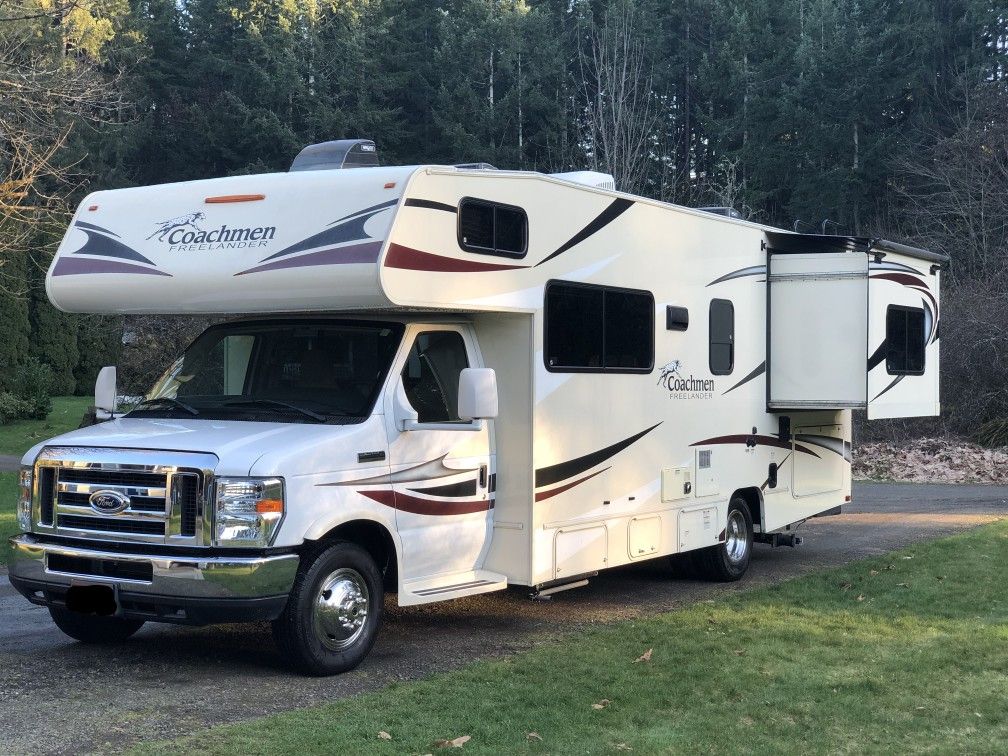 Coachmen Freelander Motorhome/Coach 