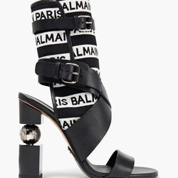I de fleste tilfælde plast synge BALMAIN Logo jacquard-paneled sandals for Sale in New York, NY - OfferUp