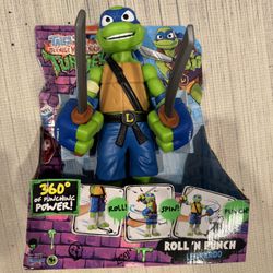 TMNT Roll 'N Punch Leonardo Toy