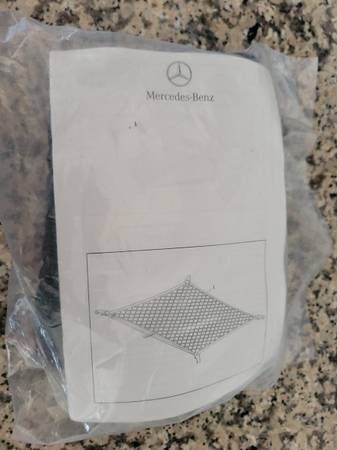 NEW MERCEDES BENZ OEM CARGO LUGGAGE FLOOR REAR NET see pics