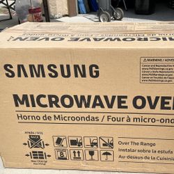 Microwave Oven 