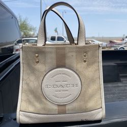 SMALL COACH DEMPSEY PURSE