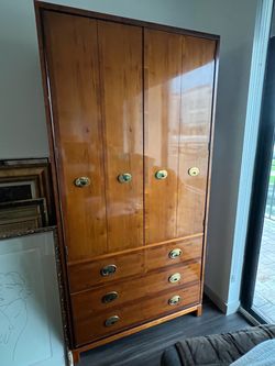 Vintage Drexel Heritage Cabinet
