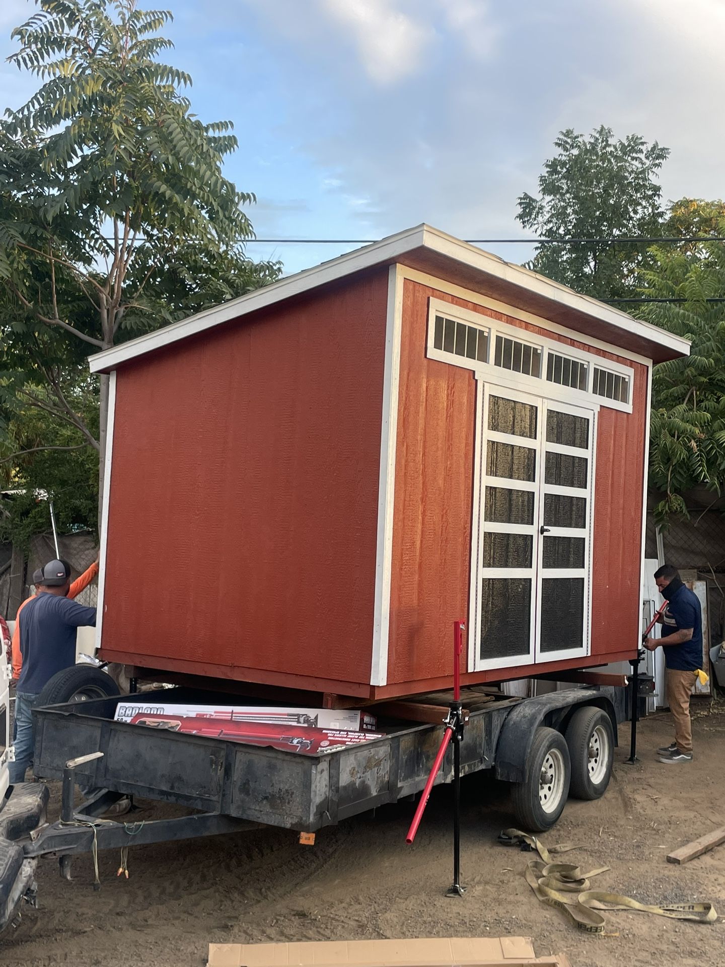 Shed /Casita De Madera