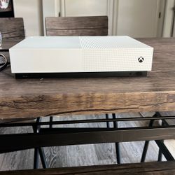 Xbox One S No Disk Drive