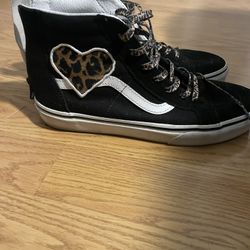 Vans Off The Wall Girls High tops Barely Worn