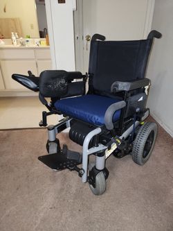 Electric Wheelchair 