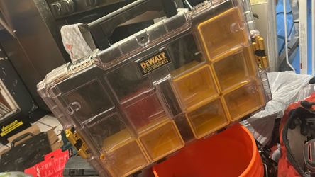 dewalt screw organizer
