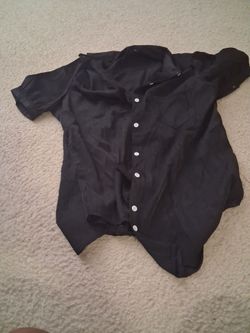 Black shirt