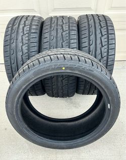 275/40/22. Set Of 4 Like New Tires 99%.