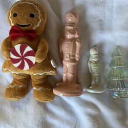 Christmas Knick Knacks 
