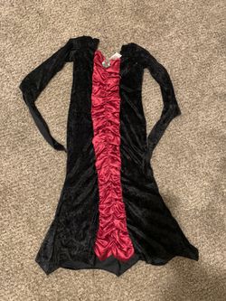 Girls vampire costume