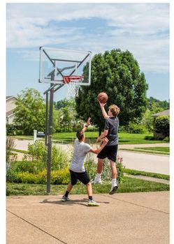 Silverback SBX Aro de Baloncesto Empotrado de 54" con Tablero Trasero de Altura Ajustable