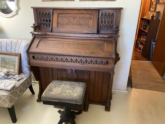 Vintage Organ