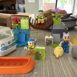 Lego Disney 10997 Camping Adventure Daisy Duck Duplo